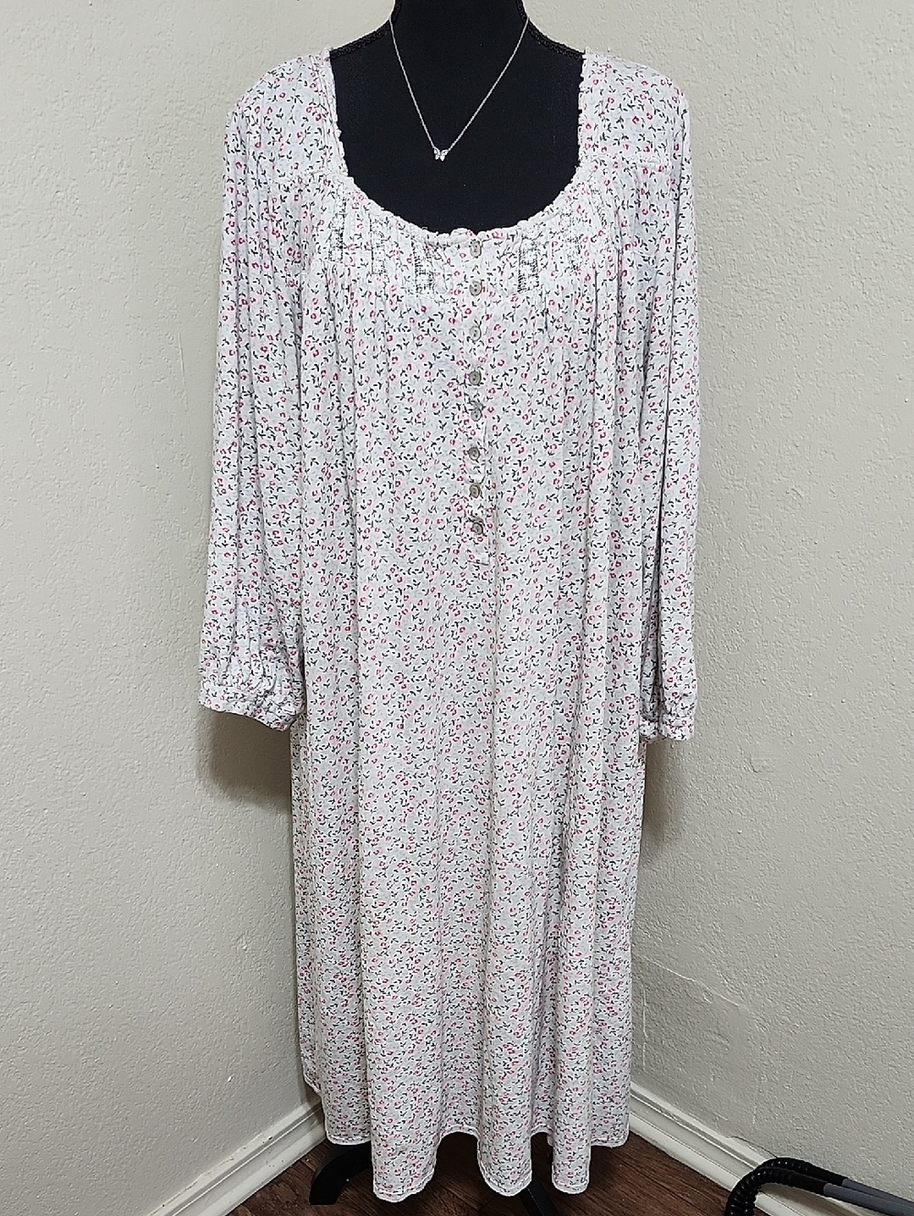 Eileen West White Floral Long Sleeve Traditional Nightgown Sz1X Cottagecore Plus